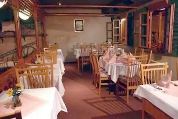 Hotel Marit contacts